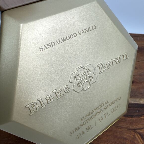 Blake Brown Sandalwood Vanille Fundamental Strengthening Shampoo 14oz - Picture 3 of 3
